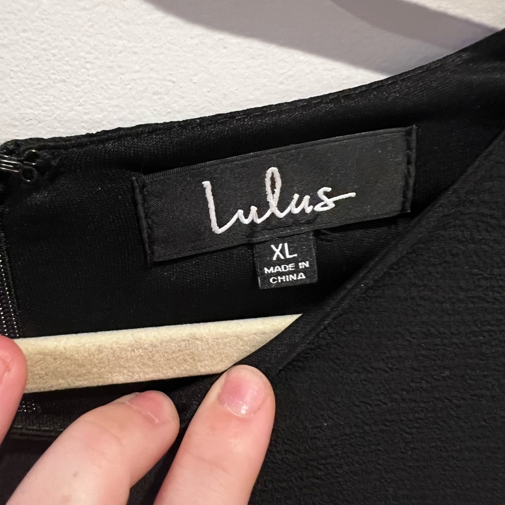 NET Lulus black dress - Picture 3 of 5